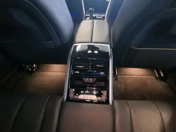 BMW M850i xDrive GranCoupe DAB Aktivlenkung WLAN
