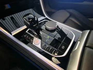 BMW M850i xDrive GranCoupe DAB Aktivlenkung WLAN