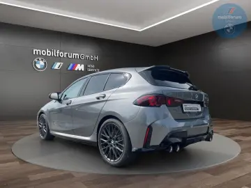 BMW M135 i xDrive ACC 19 Zoll H K HUD 360Kamera