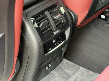 BMW X3 xDrive30d M Sportpaket Head-Up HiFi DAB WLAN