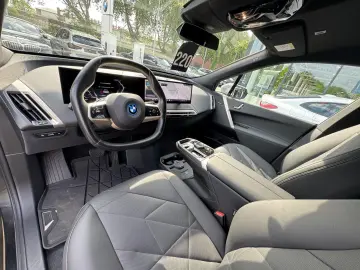 BMW iX xDrive40 DA-Pro PA-Plus LASER H&K Keyless