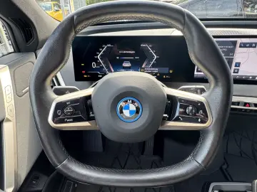 BMW iX xDrive40 DA-Pro PA-Plus LASER H&K Keyless