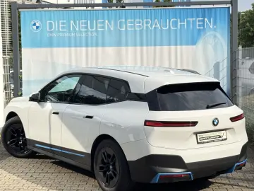 BMW iX xDrive40 DA-Pro PA-Plus LASER H&K Keyless
