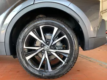 TOYOTA C-HR 1.8 Hybrid Teamplayer  Technik Paket CAM SH