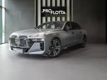 BMW M760 7 M760 e xDrive