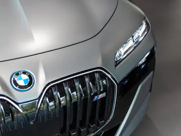 BMW M760 7 M760 e xDrive