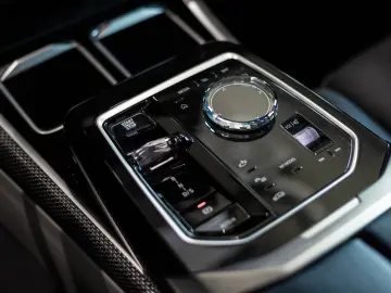 BMW M760 7 M760 e xDrive