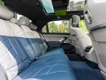 BMW M760 7 M760 e xDrive