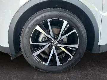 TOYOTA C-HR 1.8 Hybrid Team D  LED el. Heck SHZ CAM ACC