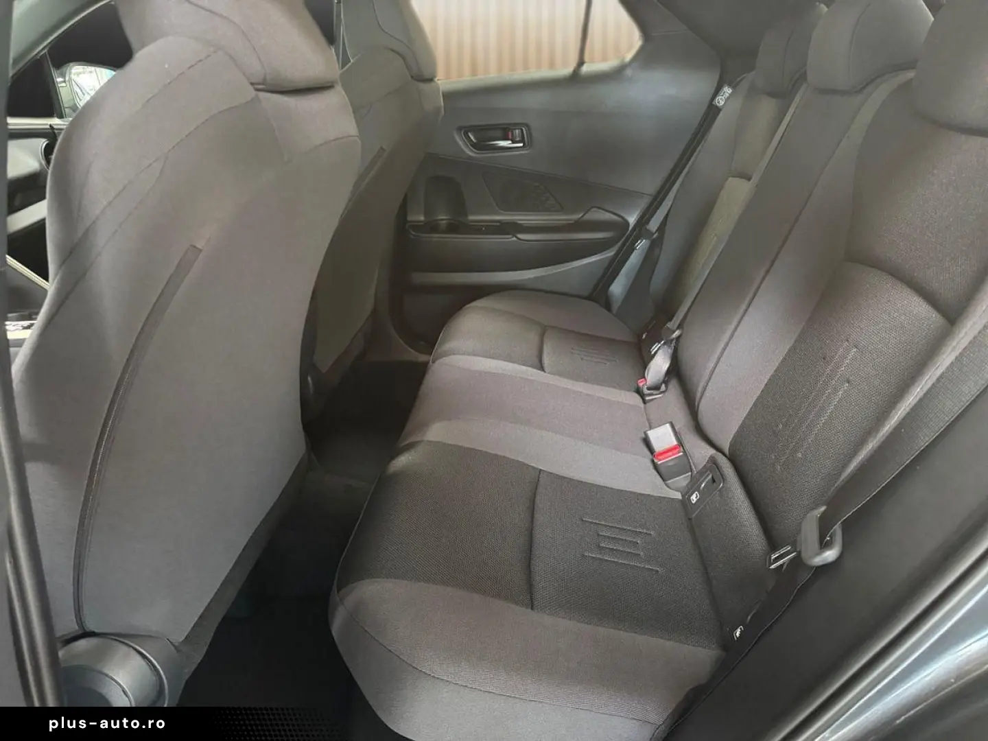 TOYOTA C-HR 1.8 Hybrid Teamplayer   Technik-Paket