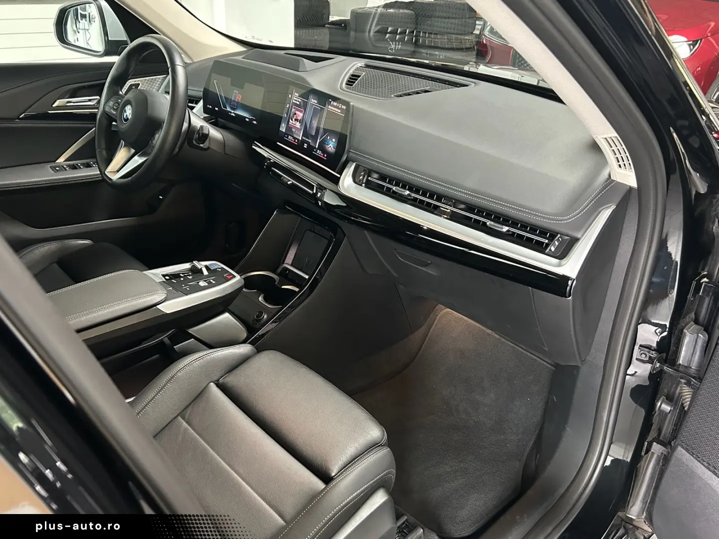 BMW iX1 2023 — imagine 14