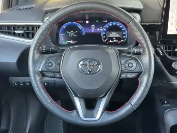 TOYOTA Corolla 2.0 TS GR Sport  Bi-Color Technik-P.