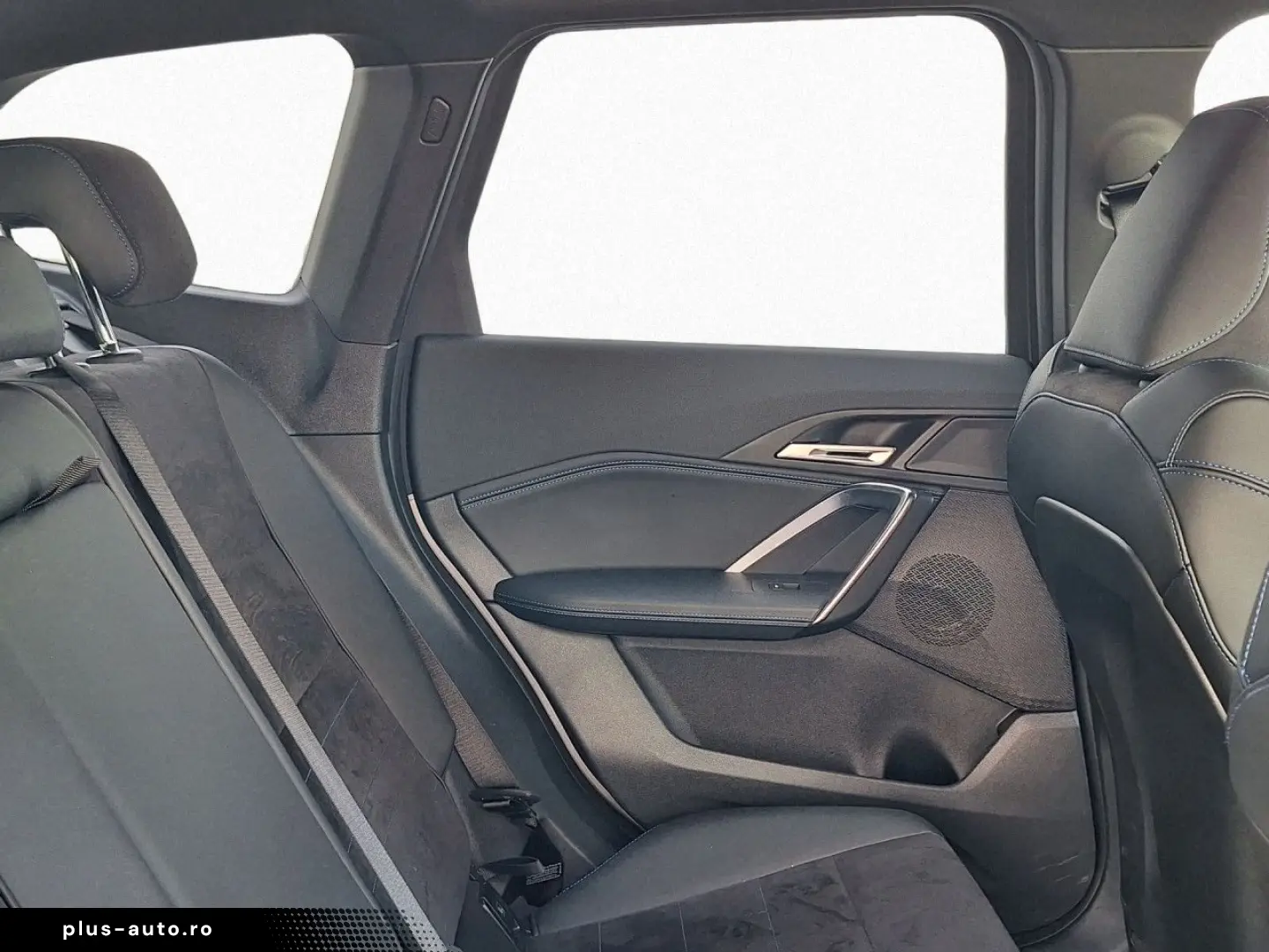 BMW X1 2025 — imagine 7