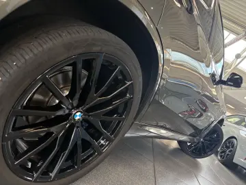 BMW X5 xDrive30d MSport DA PA Laser SkyLounge 22  LM