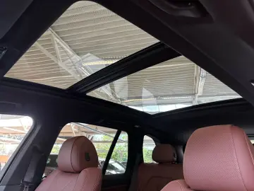 BMW X5 xDrive30d MSport DA PA Laser SkyLounge 22  LM