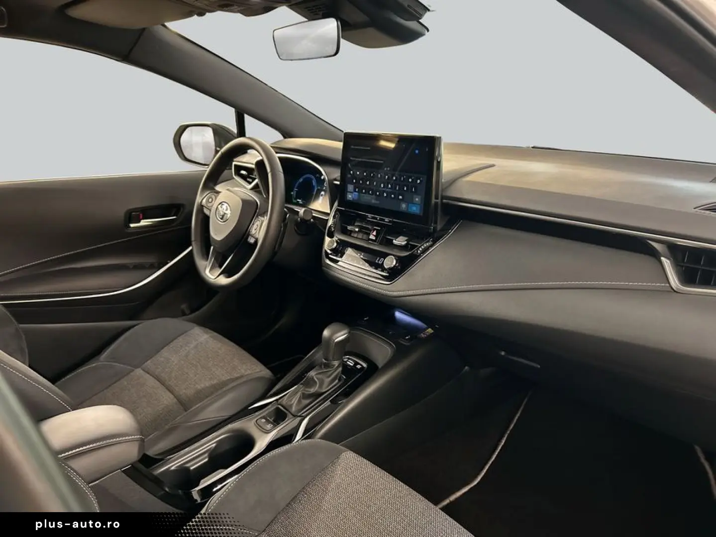 TOYOTA Corolla 2.0 Hybrid Touring Sports Teamplayer