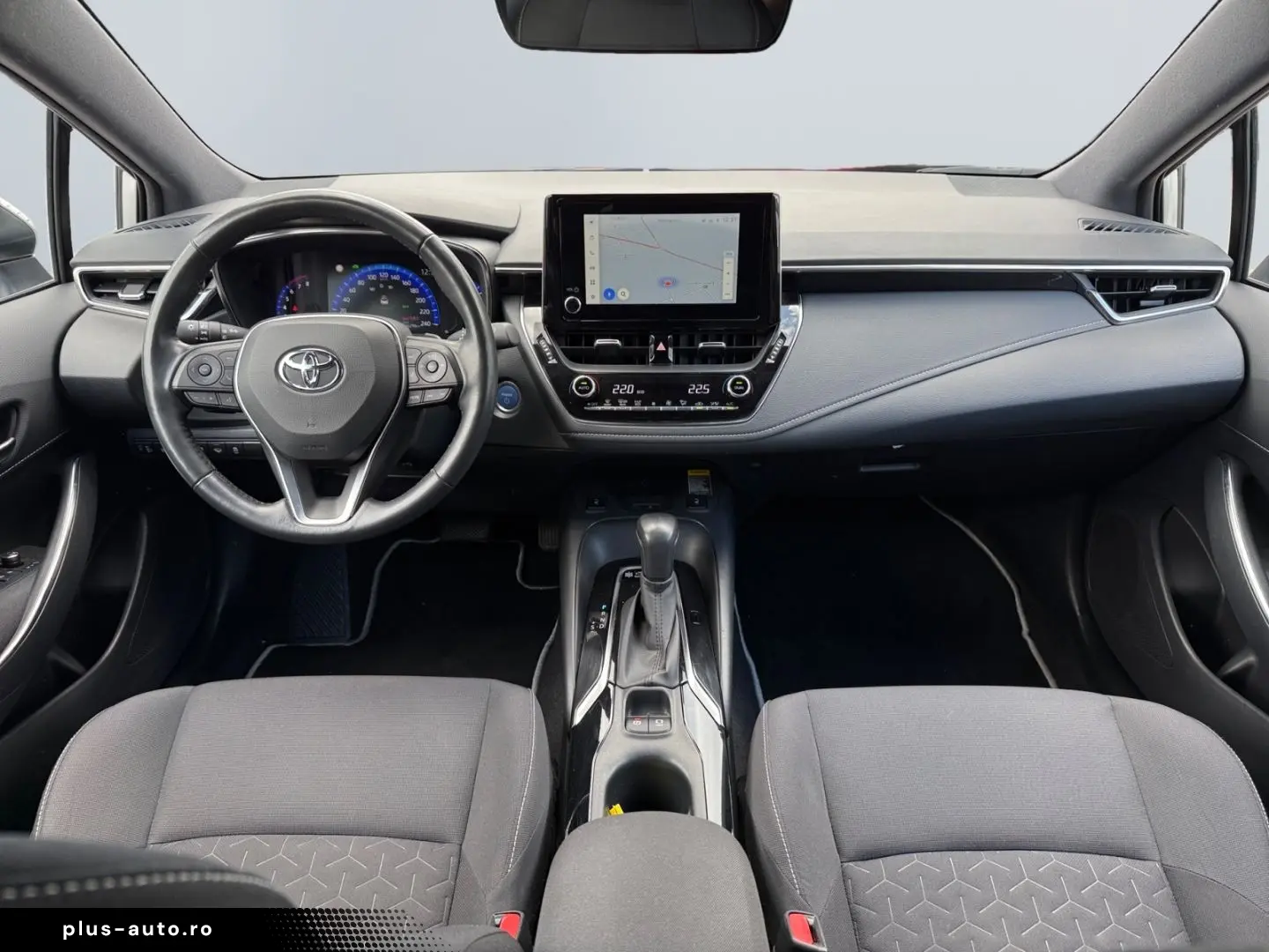 TOYOTA Corolla 2.0 Hybrid TS Team D  Technik Paket SHZ