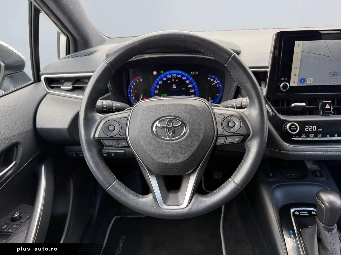 TOYOTA Corolla 2.0 Hybrid TS Team D  Technik Paket SHZ