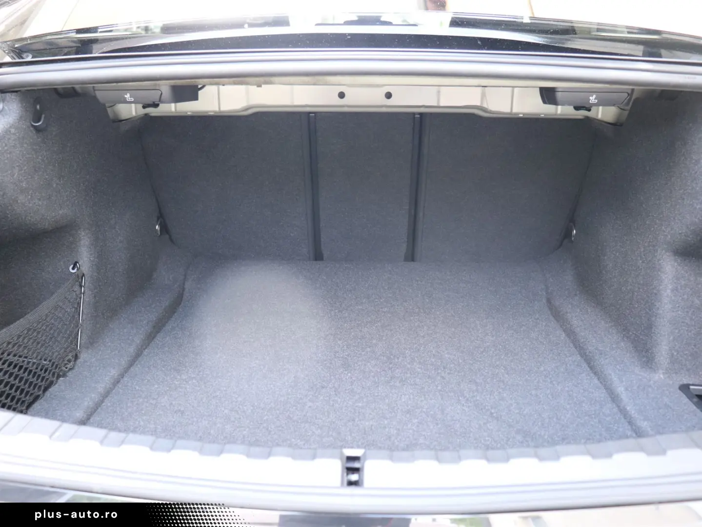 BMW 330i xDrive Limousine M Sportpaket HK HiFi DAB