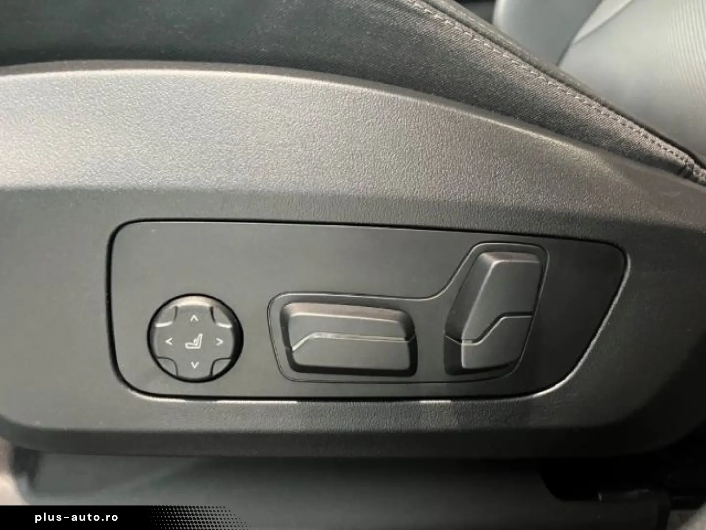 BMW X1 2024 — imagine 8