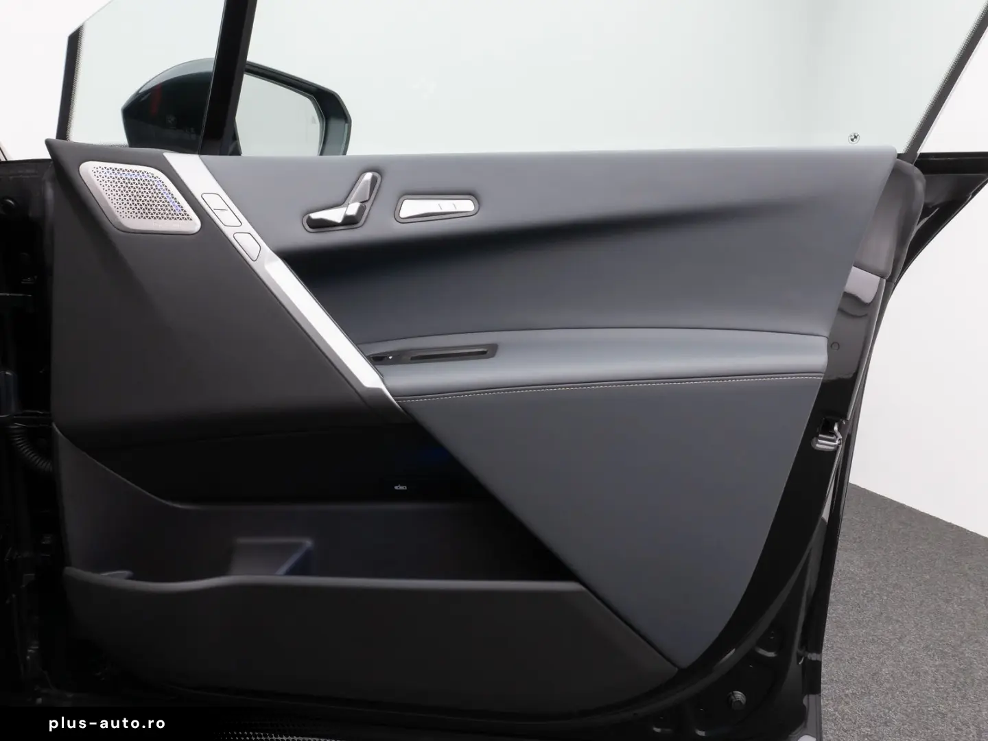 BMW iX 2024 — imagine 30