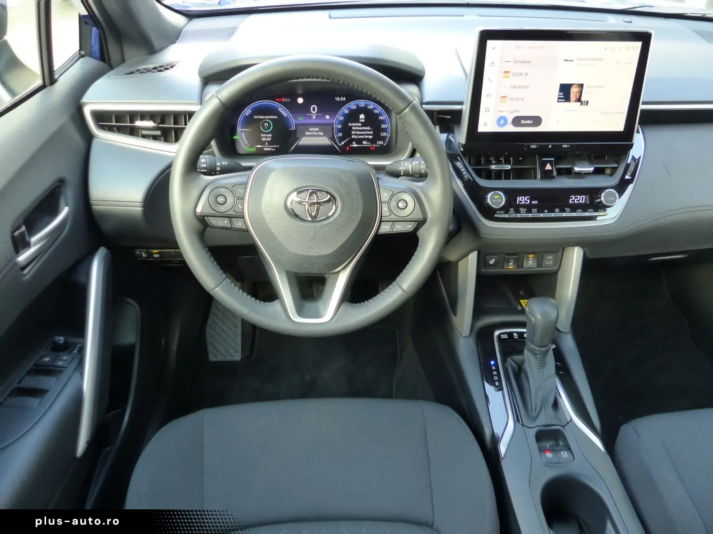 TOYOTA Corolla Cross 2024 — imagine 9
