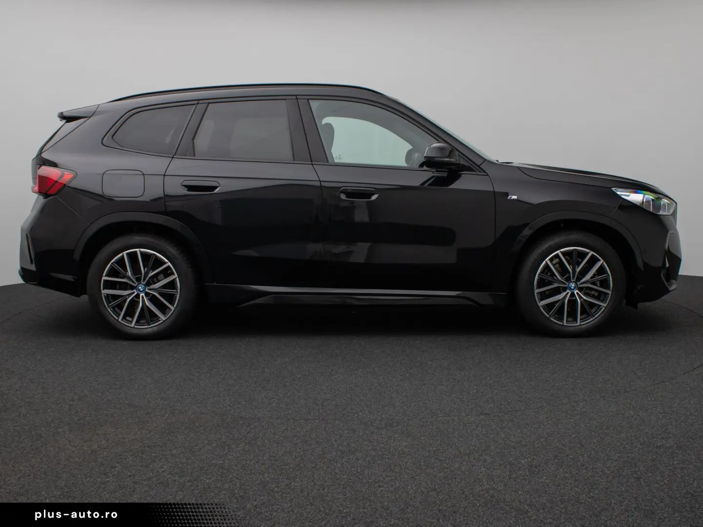 BMW iX1 2023 — imagine 5