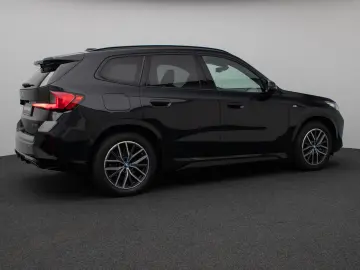 BMW iX1 xD30 M Sport Kamera DAB Komfort Fernlichtass