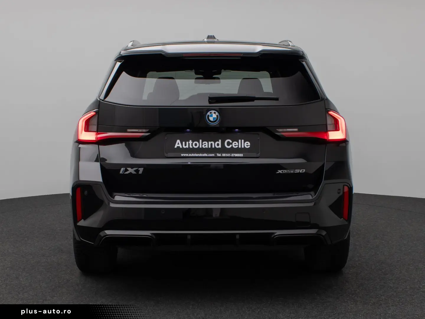 BMW iX1 2023 — imagine 8