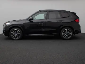 BMW iX1 xD30 M Sport Kamera DAB Komfort Fernlichtass