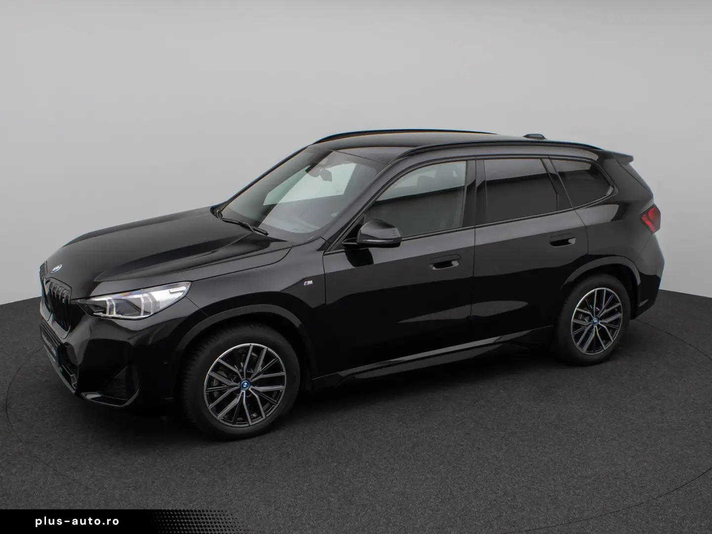 BMW iX1 2023 — imagine 12