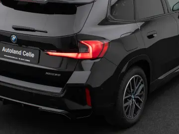 BMW iX1 xD30 M Sport Kamera DAB Komfort Fernlichtass