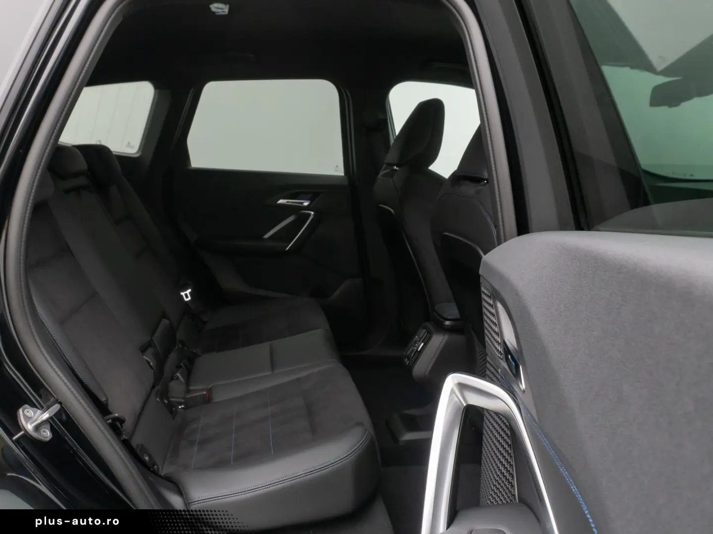 BMW iX1 2023 — imagine 25