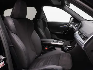 BMW iX1 xD30 M Sport Kamera DAB Komfort Fernlichtass