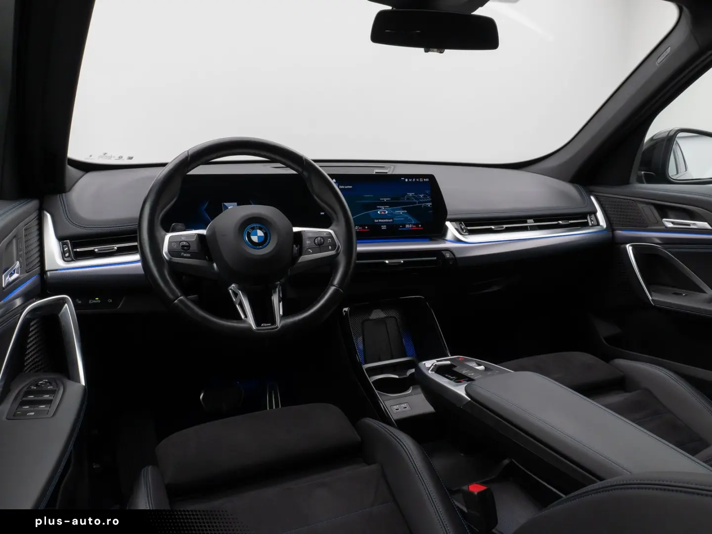 BMW iX1 2023 — imagine 36