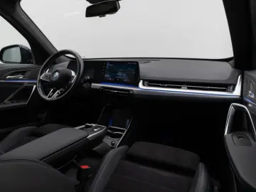 BMW iX1 xD30 M Sport Kamera DAB Komfort Fernlichtass