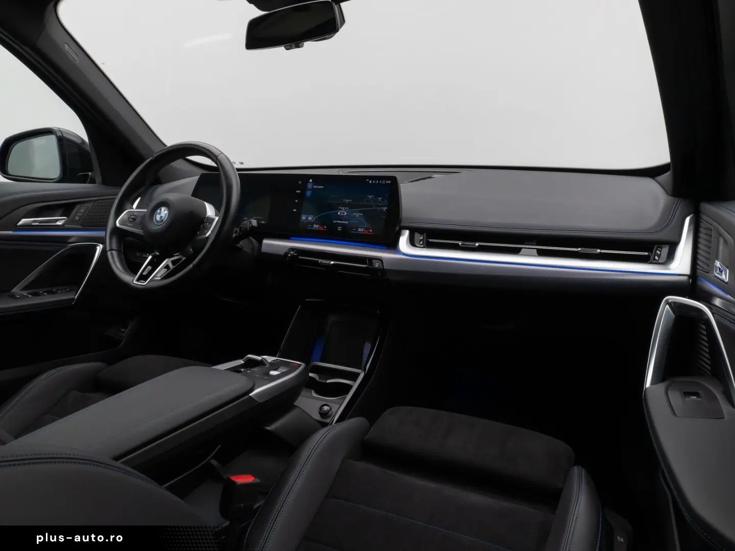BMW iX1 2023 — imagine 38