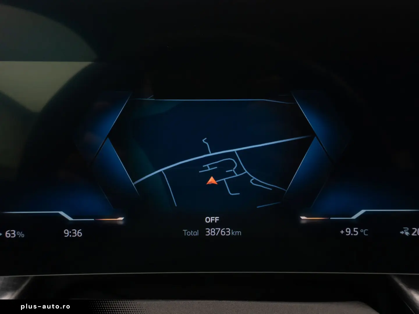 BMW iX1 2023 — imagine 39