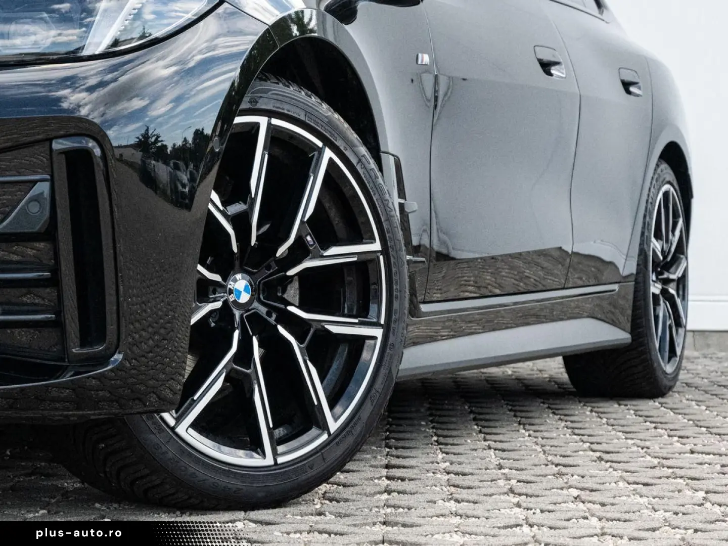 BMW 4 Series 2025 — imagine 5
