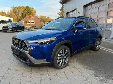 TOYOTA Corolla Cross 1.8 Hybrid Style Comfort BSM  TOP