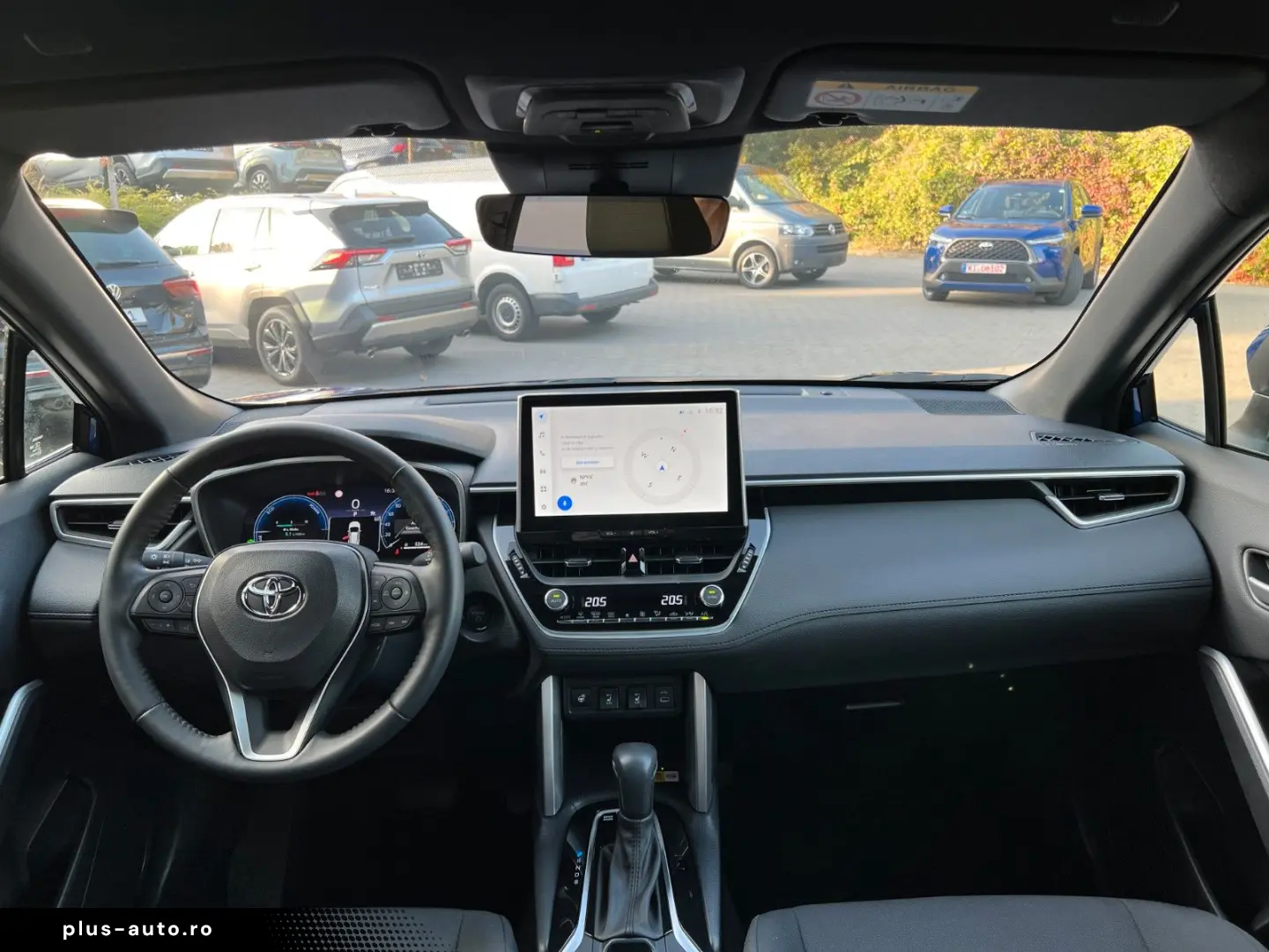 TOYOTA Corolla Cross 2023 — imagine 9