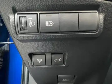 TOYOTA Corolla Cross 1.8 Hybrid Style Comfort BSM  TOP