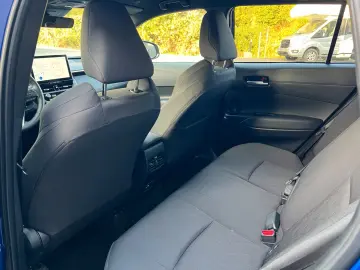 TOYOTA Corolla Cross 1.8 Hybrid Style Comfort BSM  TOP
