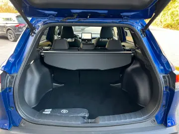 TOYOTA Corolla Cross 1.8 Hybrid Style Comfort BSM  TOP
