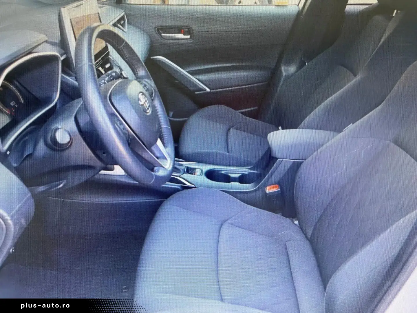 TOYOTA Corolla Cross 2023 — imagine 8