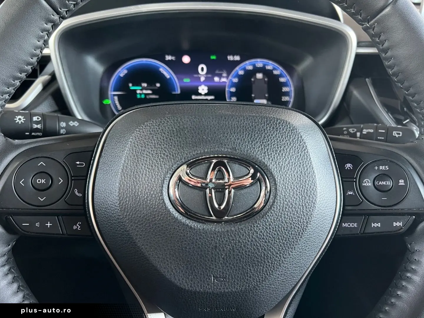 TOYOTA Corolla Cross Hybrid 2.0 Team D  LED ACC SHZ CAM