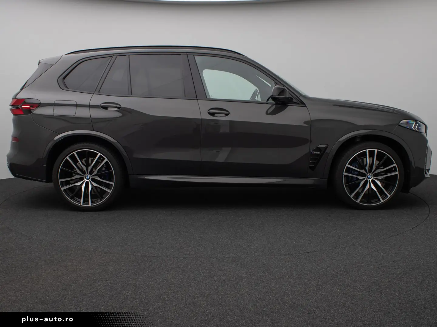 BMW X5 M 2023 — imagine 5