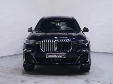 BMW X7 xDrive40i M Sport NAP M Stoelen Carbon spiege