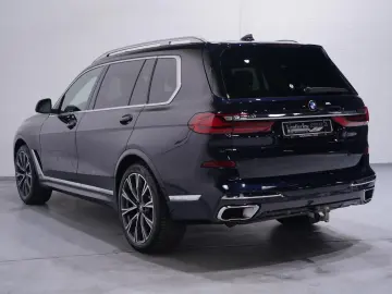 BMW X7 xDrive40i M Sport NAP M Stoelen Carbon spiege