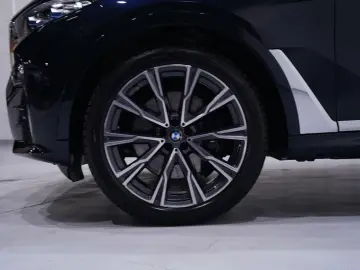 BMW X7 xDrive40i M Sport NAP M Stoelen Carbon spiege